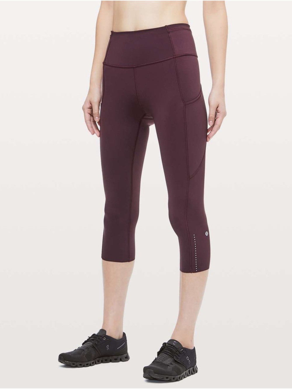 Lululemon Fast & Free Crop II *Nulux 19"
Dark Adobe